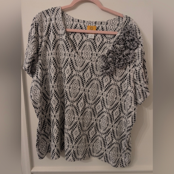 Ruby Rd. Tops - Ruby Rd. Black And Gray Abstract Blouse Size 2x